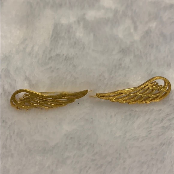 Jewelry - 3/$12 wing earring crawlers